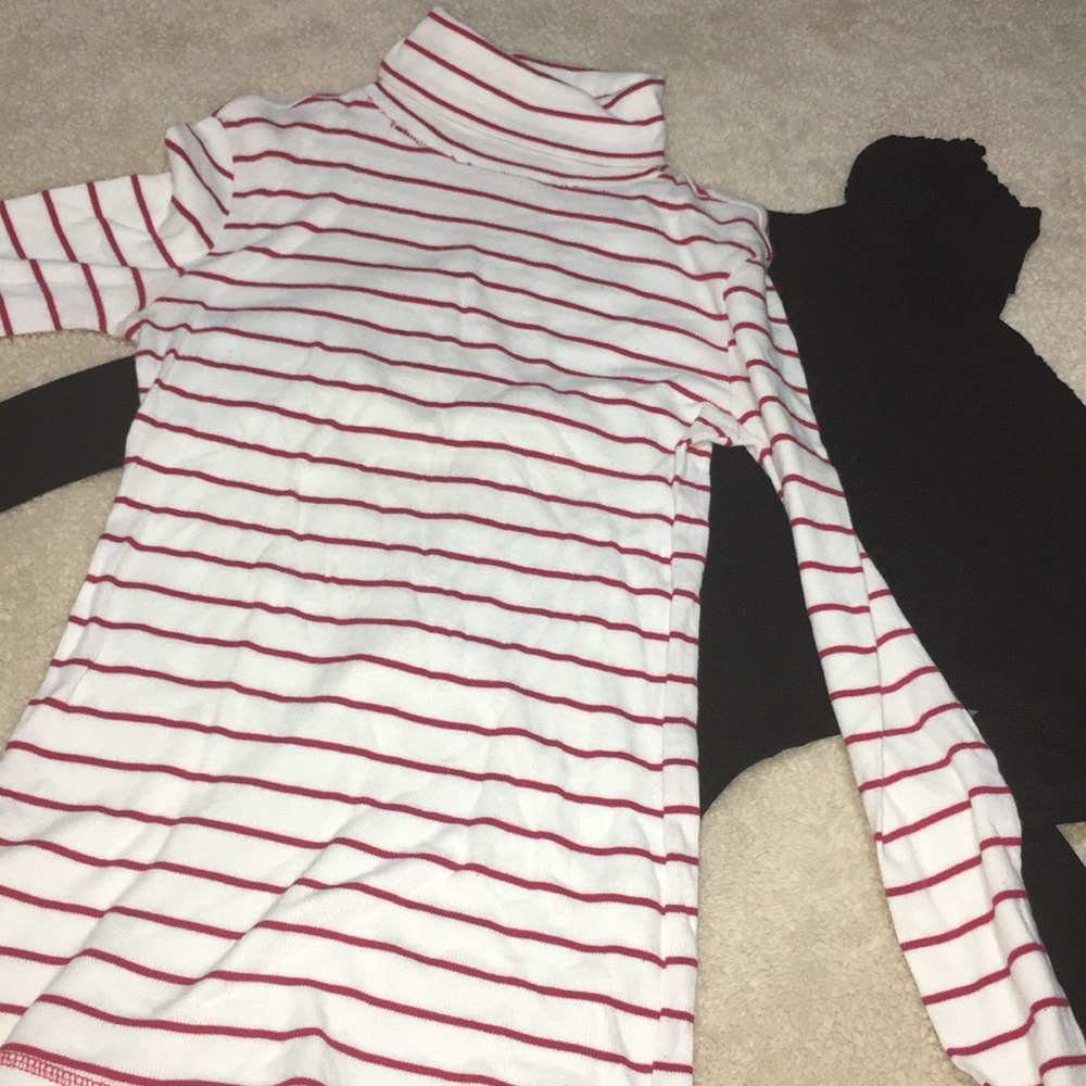 2 Roll Neck Shirts ($5)BUNDLE 🔥